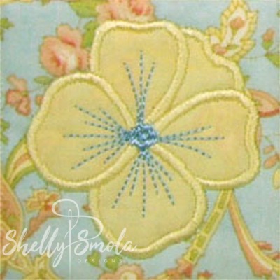 Spring Quilt Pansy by Shelly Smola