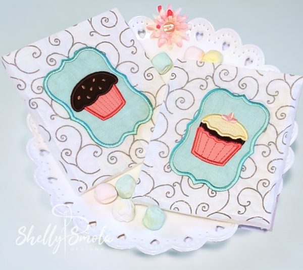 Embroidered Tea Time Quilt Muffin and Cupcake